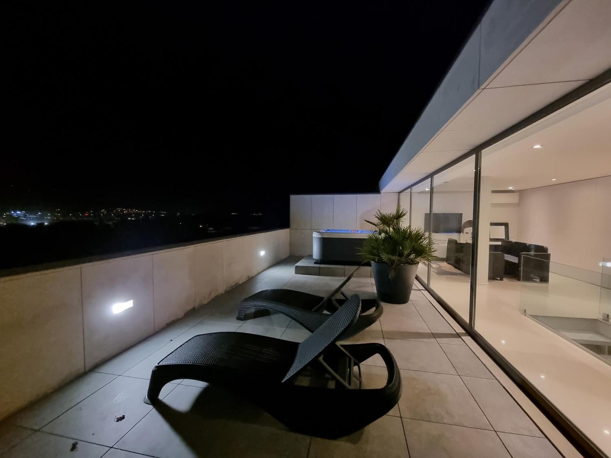 River Town View - Luxury Apartment With Jacuzzi On Terrace Віана-ду-Каштелу Екстер'єр фото